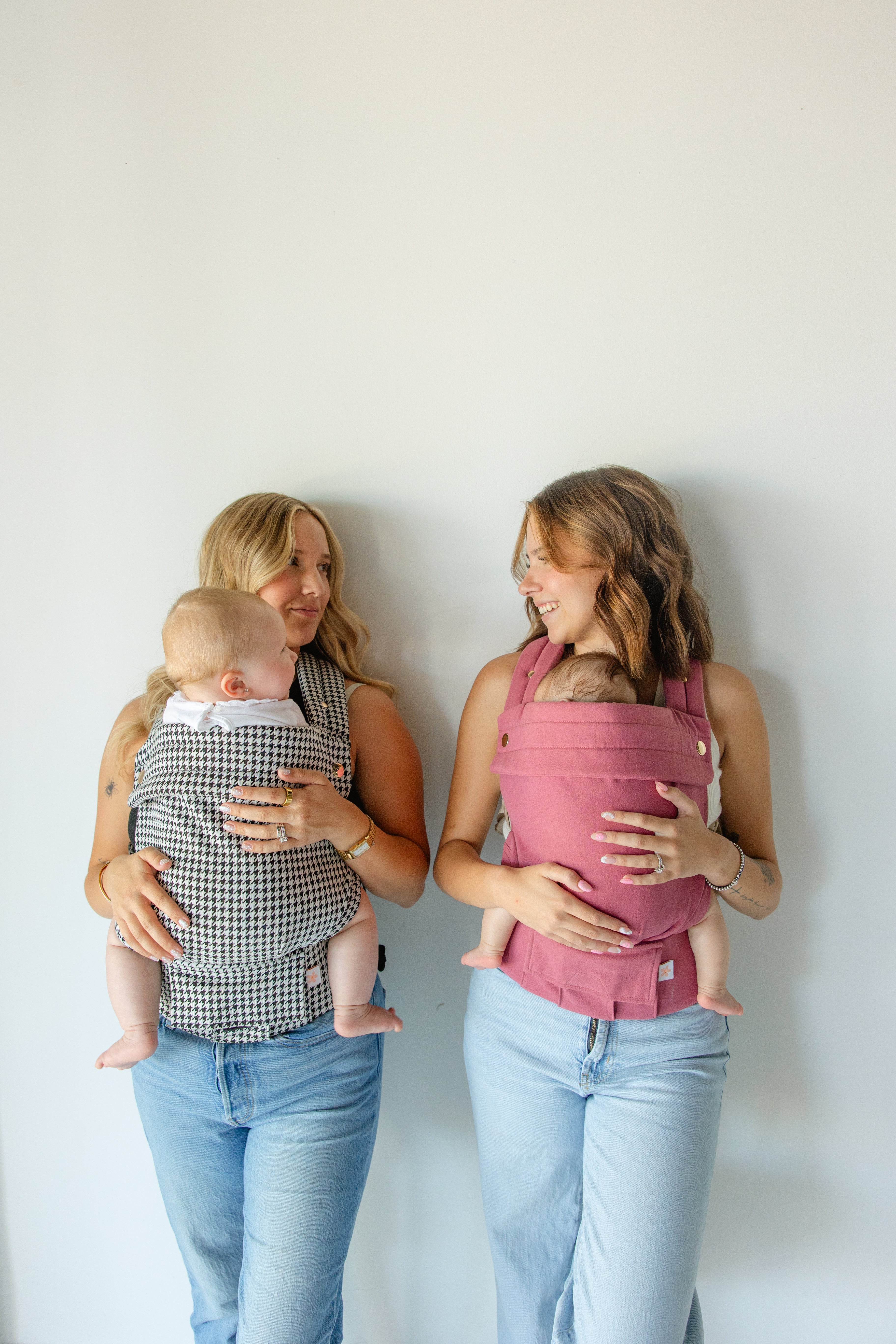 Coco Berry - Cotton Linen Baby Carrier (7-35 lbs)
